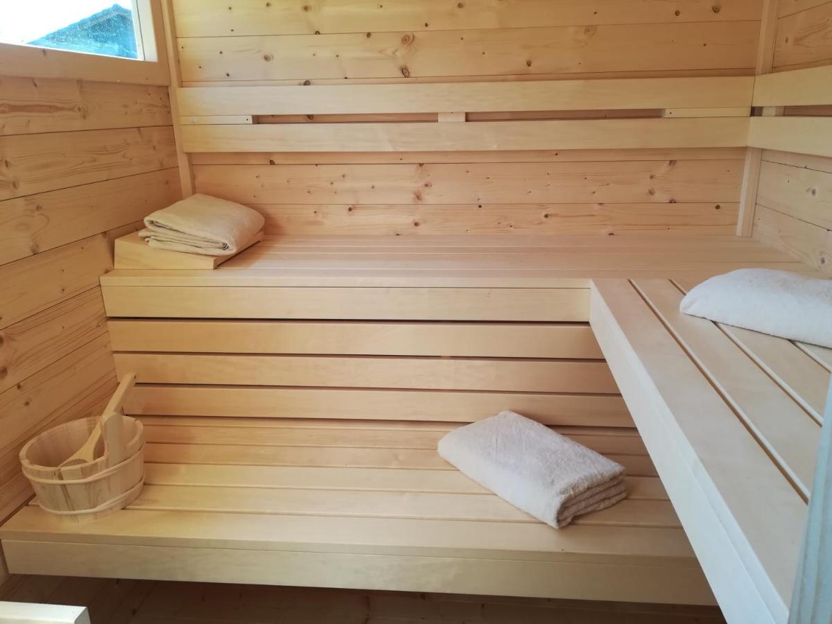 מטליקה Lahinja & Kolpa River Apartments מראה חיצוני תמונה